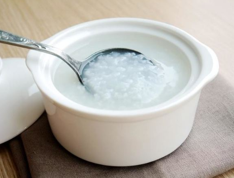 白粥的做法米水比例（白粥怎么熬最好喝最香）